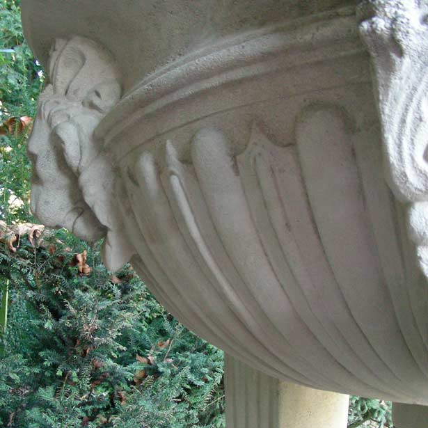 Detailansicht der grossen Fehlstelle nach den Restaurierungsarbeiten