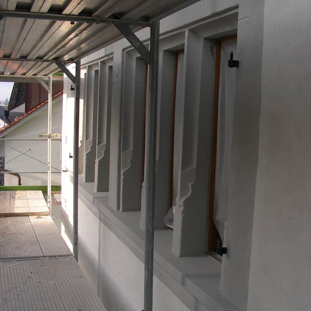Ansicht der Fenster nach den Restaurierungsarbeiten